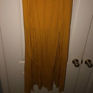 Yellow maxi skirt